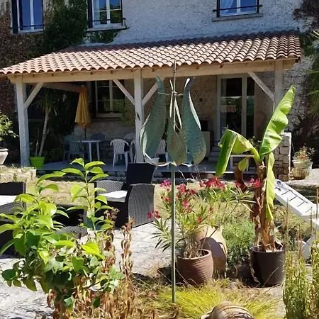 Maison d'hôtes Domaine Des Catalpas Souillac